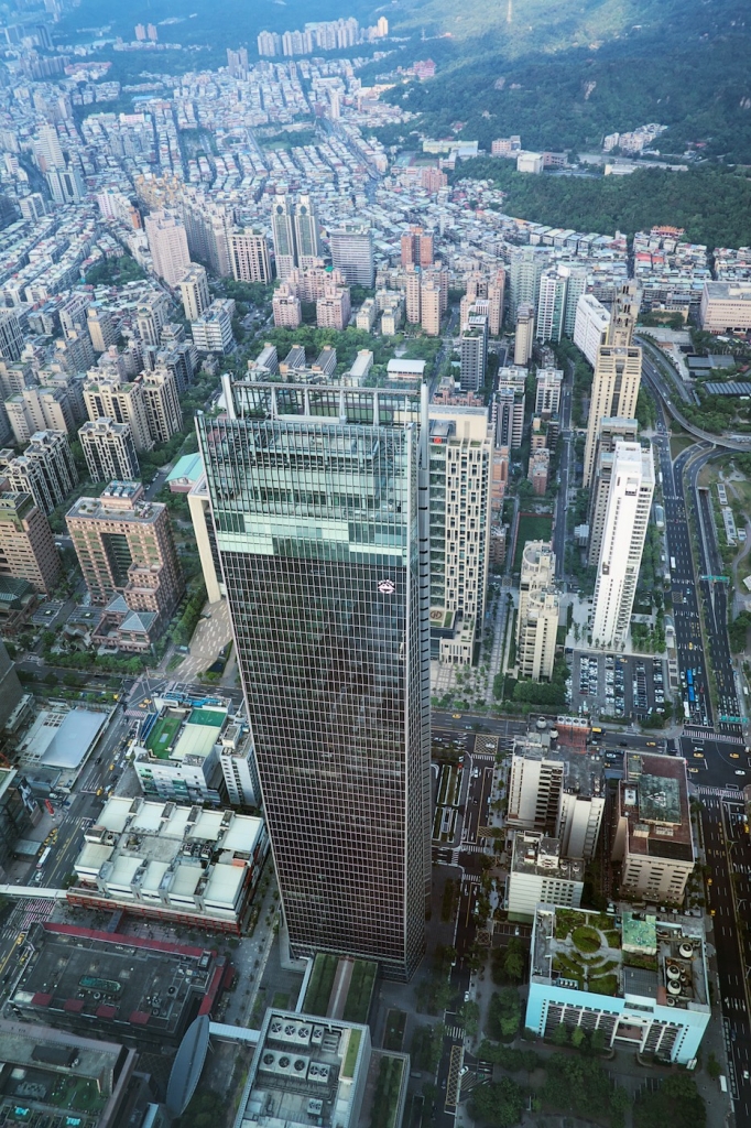 Top of Taipei - View of Taipei 101 Tower