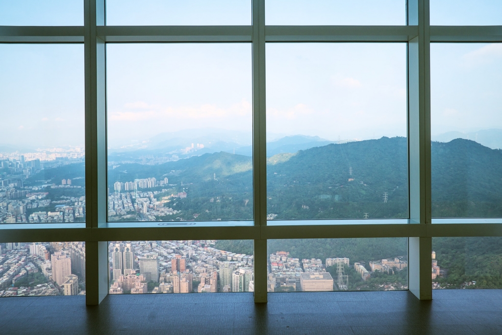 Top of Taipei - View of Taipei 101 Tower